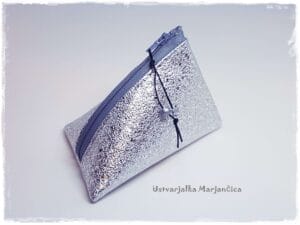 Drobižnica "TrIkOtKa" - bleščeča srebrna