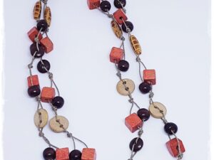 Dolga verižica rjavo-bež-oranžna