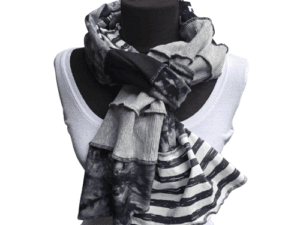 Unikaten sivo-črn šal z vzorci