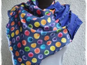 Unikaten pisan šal s pikami na modrem