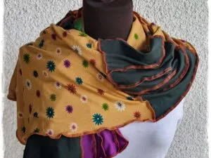 Unikaten šal z rožicami - zelen